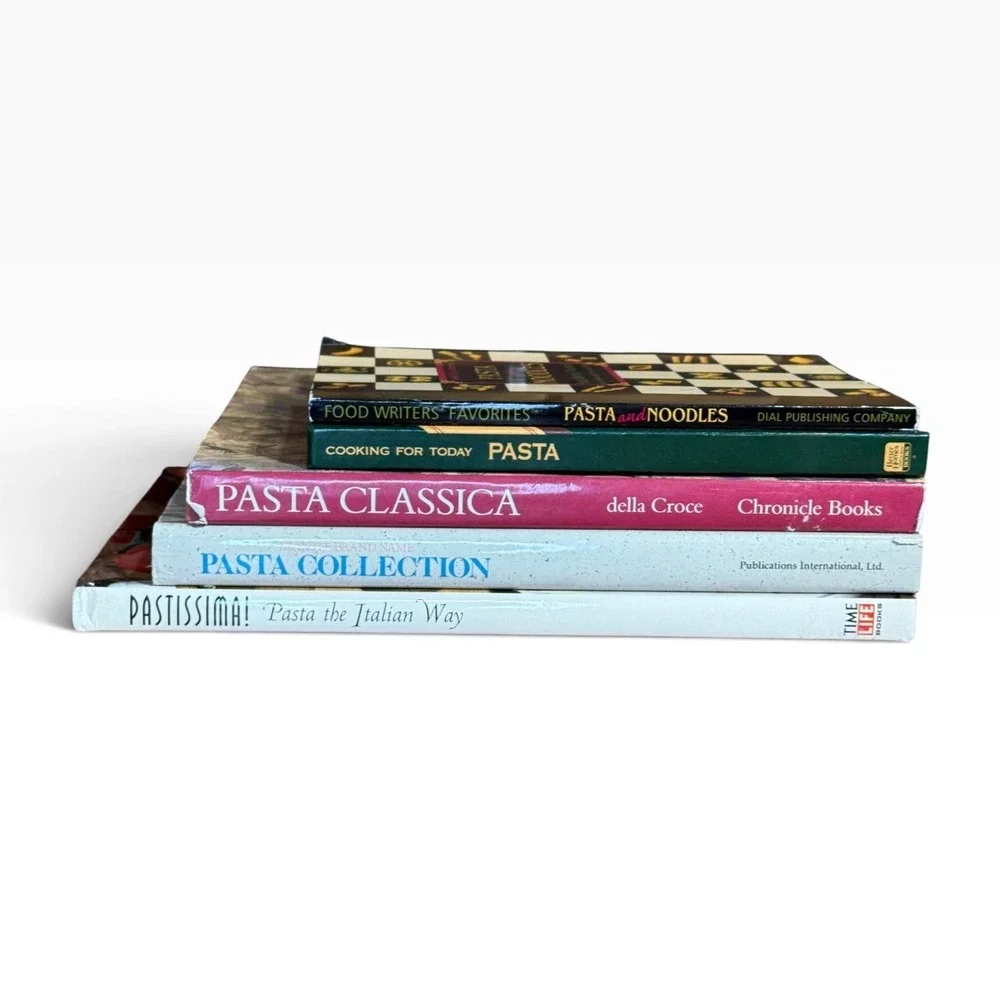 Vintage Pasta Cookbook Set bundle Italian Recipes kitchen decor  5pc